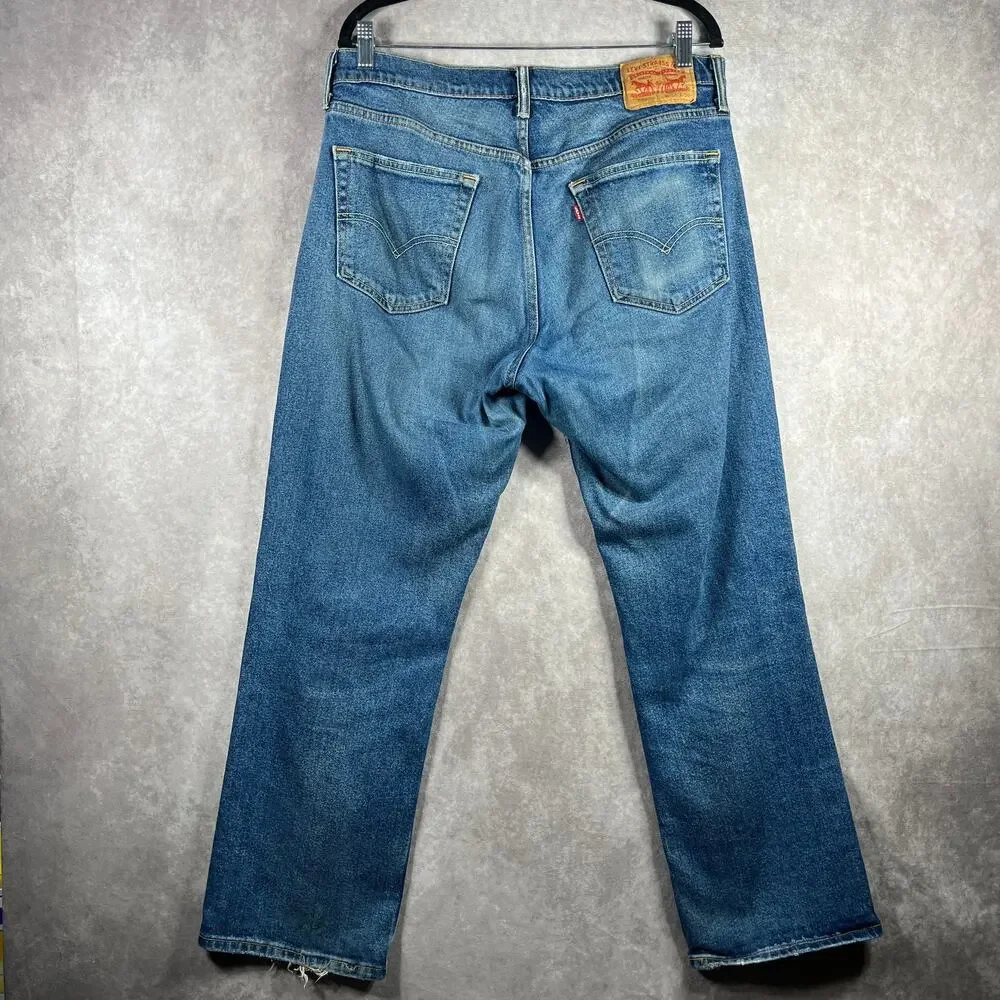 Levis levi 559